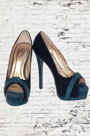 Qupid Tatum Velvet Heels - Size 8.5
