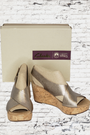 Clarks Caslynn Shae Wedge Heel - NWT - Size 9.5