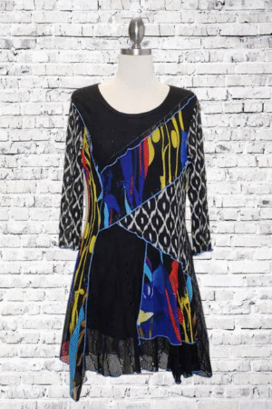 Paris Hues Top - NWT - Size Medium