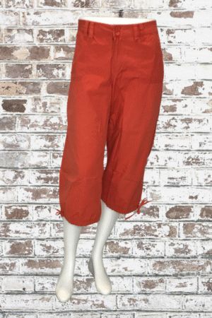 Butterfly Stretch Crop Pants - Size 10