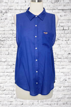 Hollister California Top - Size Medium