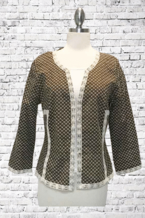 Studio M Light Jacket - Size Medium