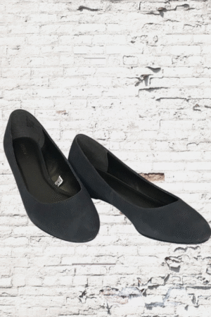 Merona Marlis Grey Suede Flats - Size 10