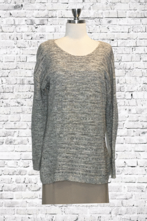 Leo & Nicole Sweater Top - Size Medium