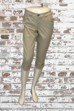 Style & Co Curvy Capri - NEW - Petite - Size 4