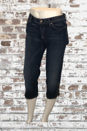 7 For All Man Kind Capri Jean - Size 32 / Medium