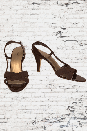 Apt. 9 Upbeat Dark Brown Heels - Size 7