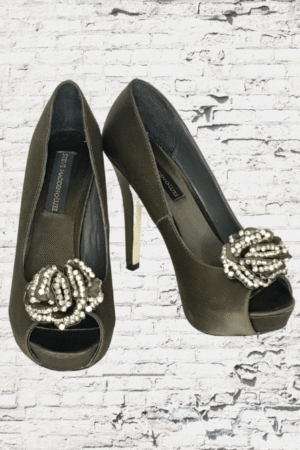 Steve Madden Luxe Khaki Fab - L-Crown High Heels - Size 7.5
