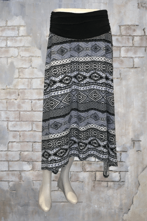 Apt. 9 Skirt - Size Large