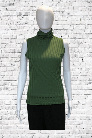 Beechers Brook Top - NEW - Size Medium