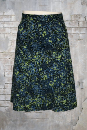 Attention Skirt - Size XXL- Plus