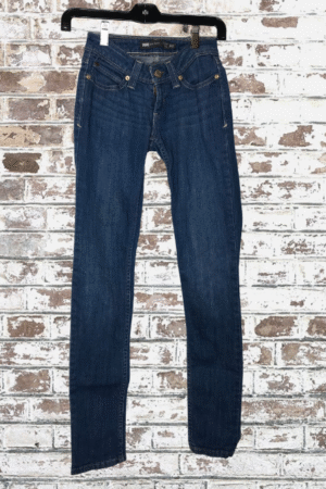 Levi Jeans - Size 0