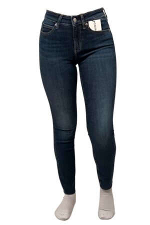 Calvin Klein Skinny Jeans - Size W26 - NEW