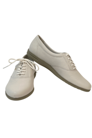 Easy Spirit Women's Motion Shoes - Size 6.5  2A(Narrow)