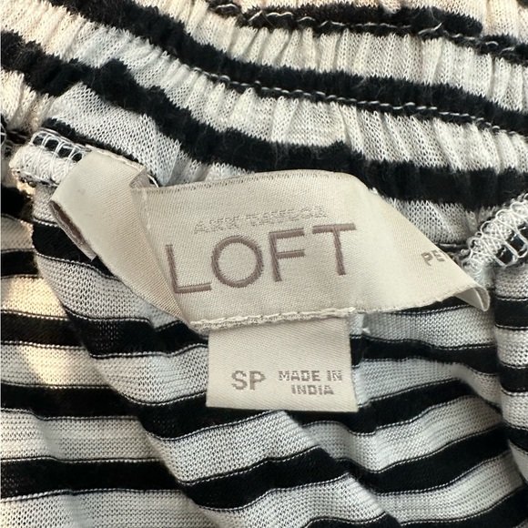 Ann Taylor LOFT Petites Top Small - Petite - Image 5