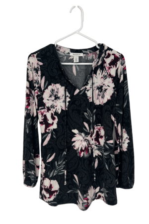 White Black House Market Top Size XS
