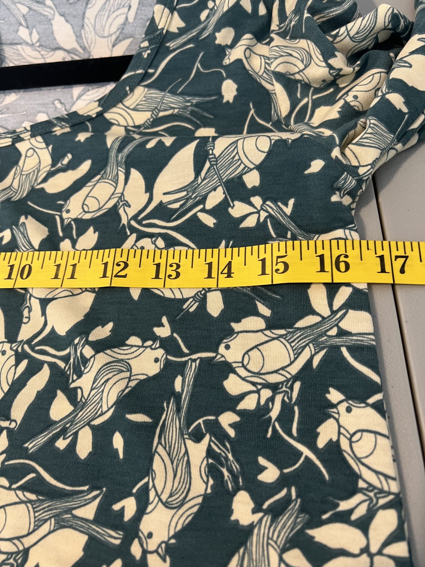 New LuLaRoe Top Size XS - Image 6