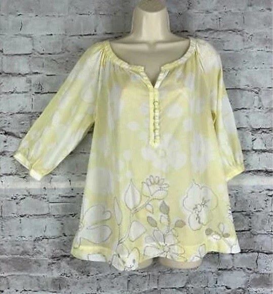Cabi Top Size Small