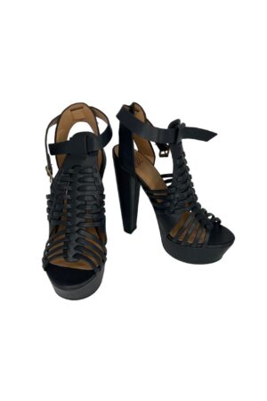 Delcious Shoes Size 7.5