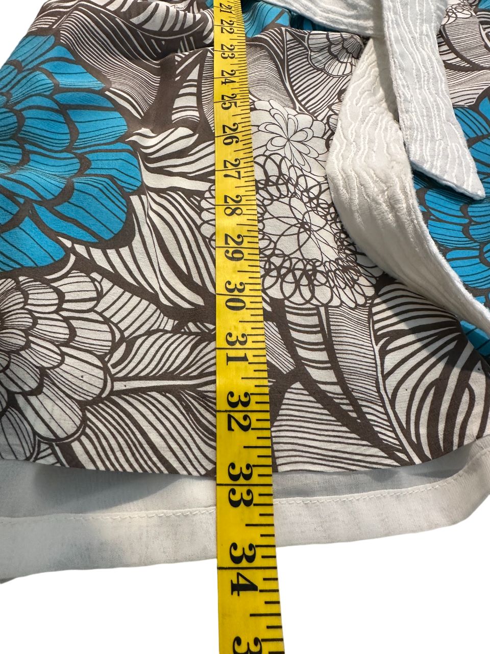 Trina Turk Dress Size 4 - Image 4