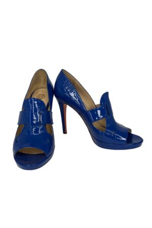 Versace Shoes Size 7
