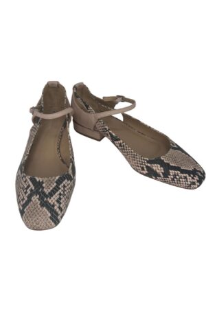 New Pour LA Victoire Shoes Size 8M