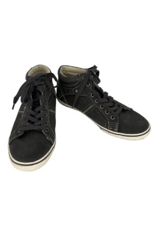 Taos Shoes Size 8