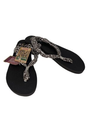 New Sanuk Shoes Size 11
