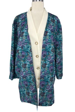Cue Blazer Size 22W