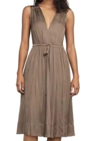 BCBGMaxazria Dress Size Medium