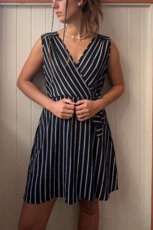 Monteau Dress Size Medium