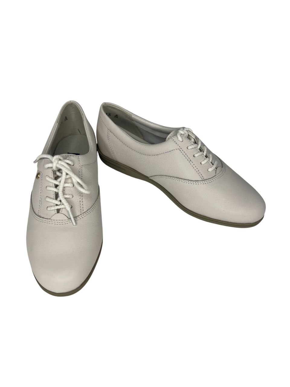 New Easy Spirit Shoes Size 4.5B