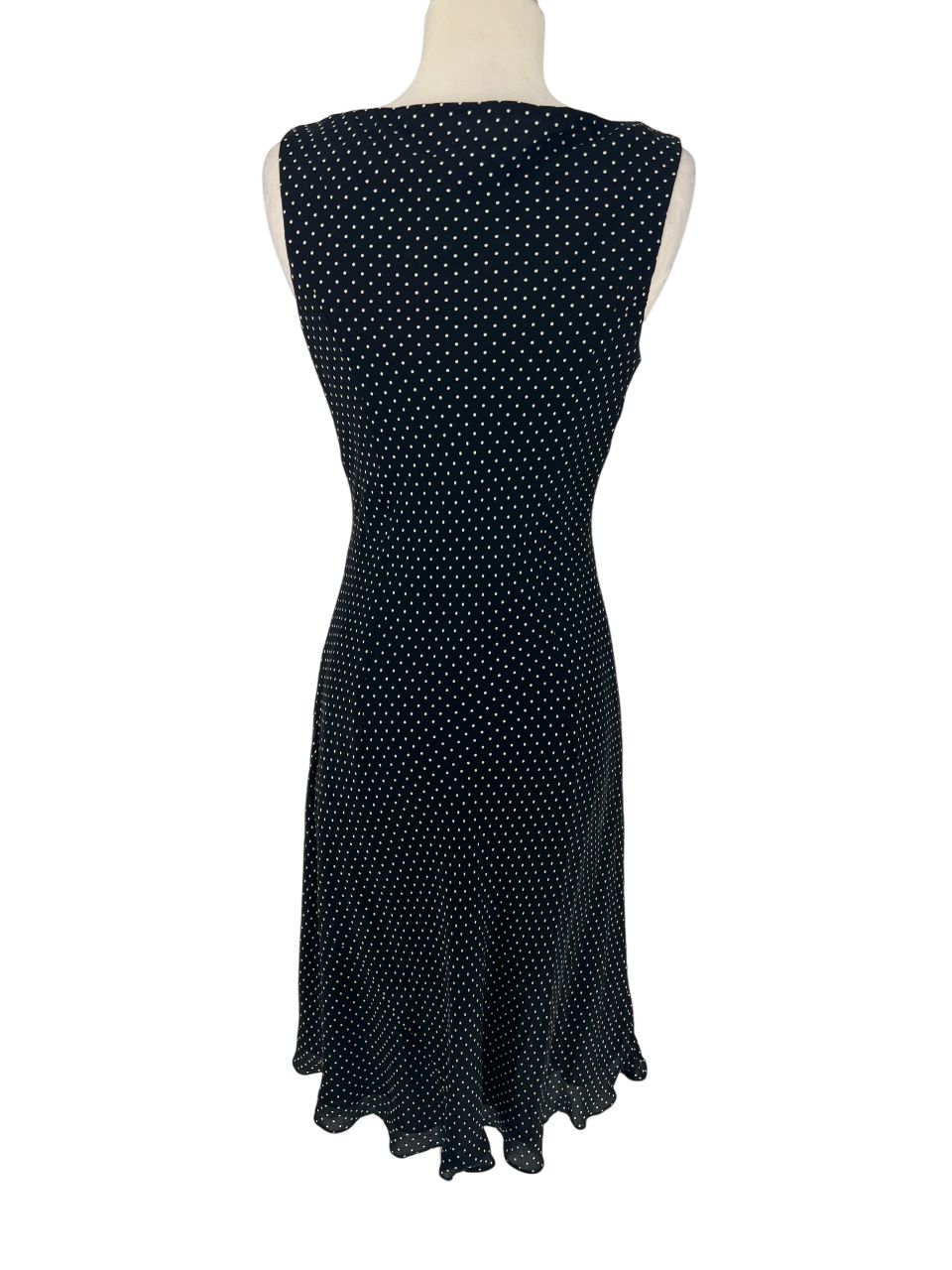 Jones New York Signature Dress Size 8 - Image 2