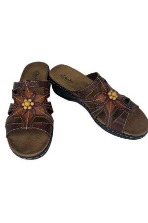 Clarks Women's Shoes Size 8.5M