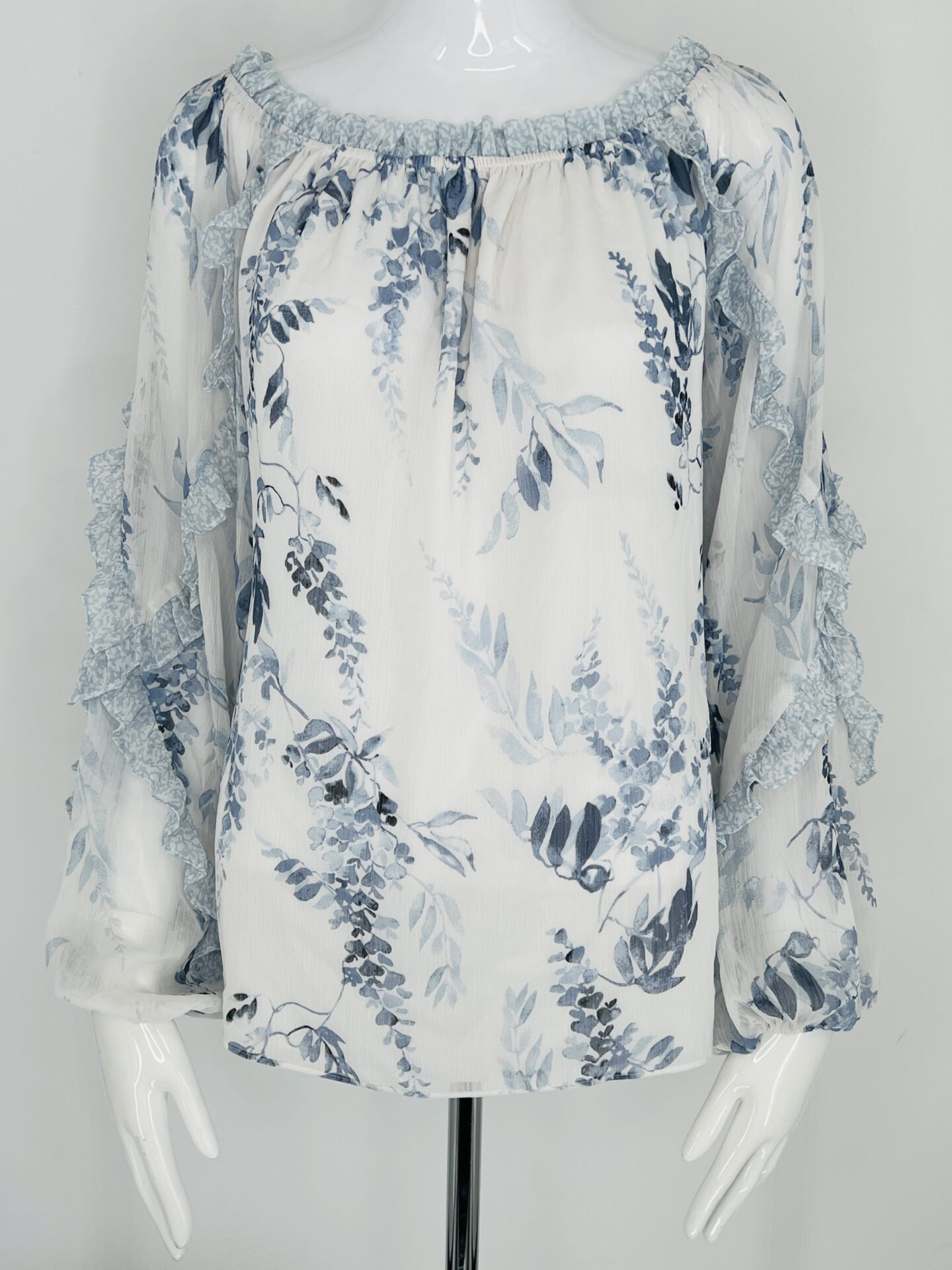White House Black Market Top – Size M