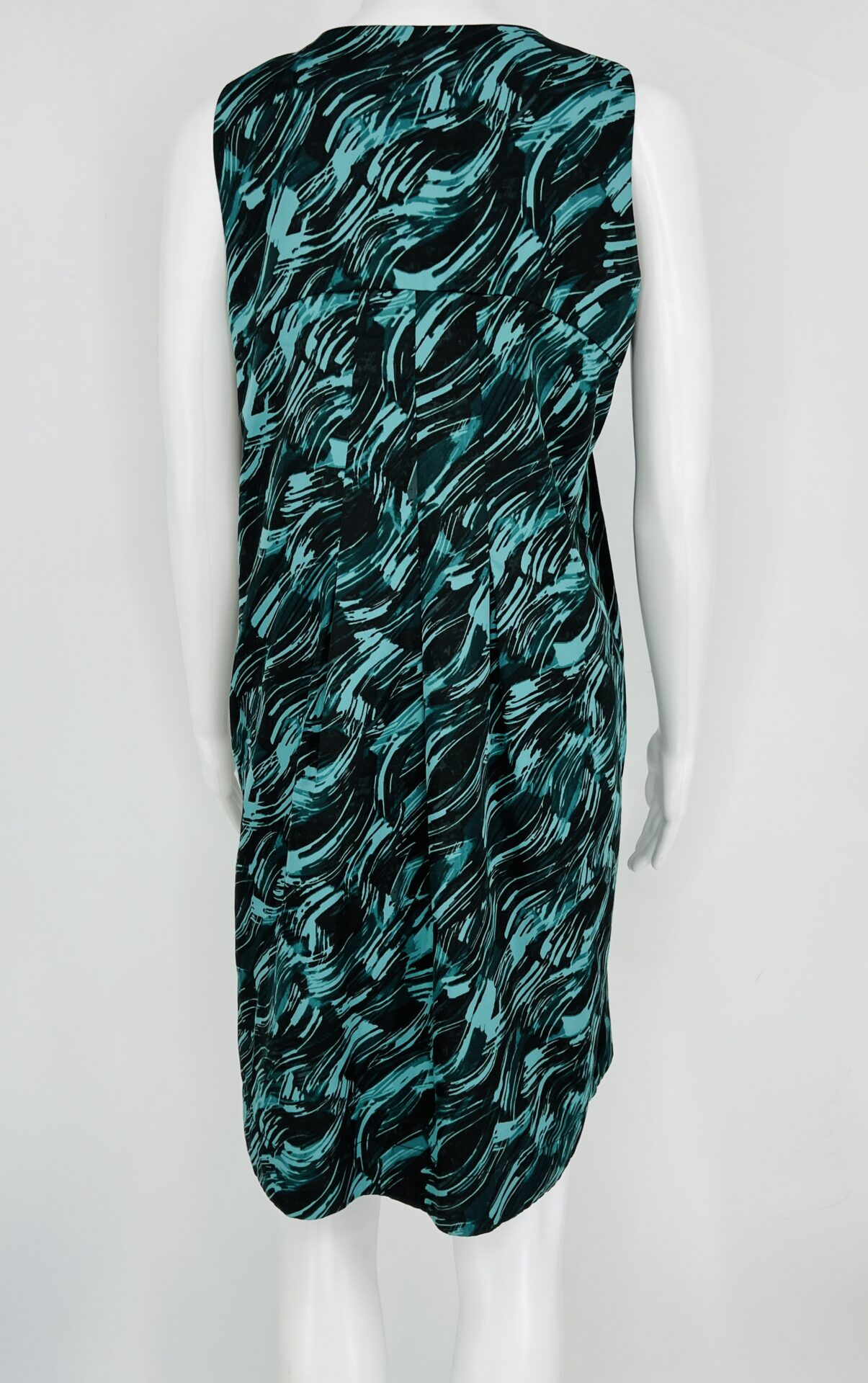 Simply Vera Dress – Size 4 - Image 2