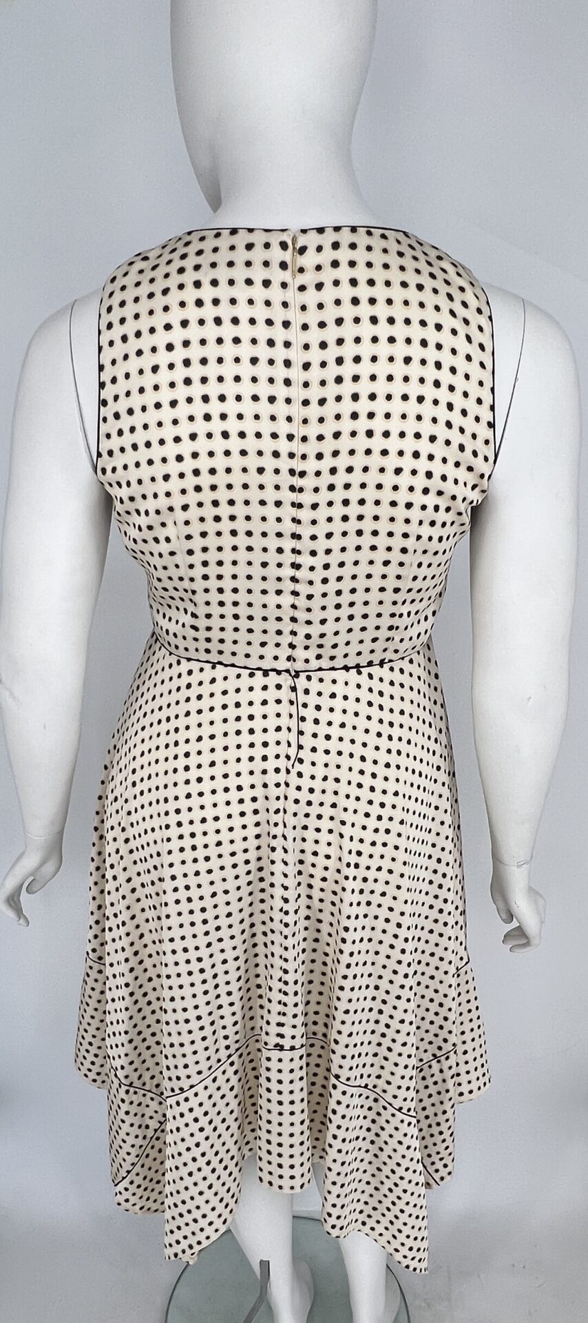 Donna Karan Sleeveless Polka Dot Asymmetrical Dress – Ivory/Black – Size L - Image 2